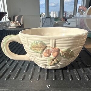 Pfaltzgraff Naturewood embossed Basketweave Cream Coffee mug